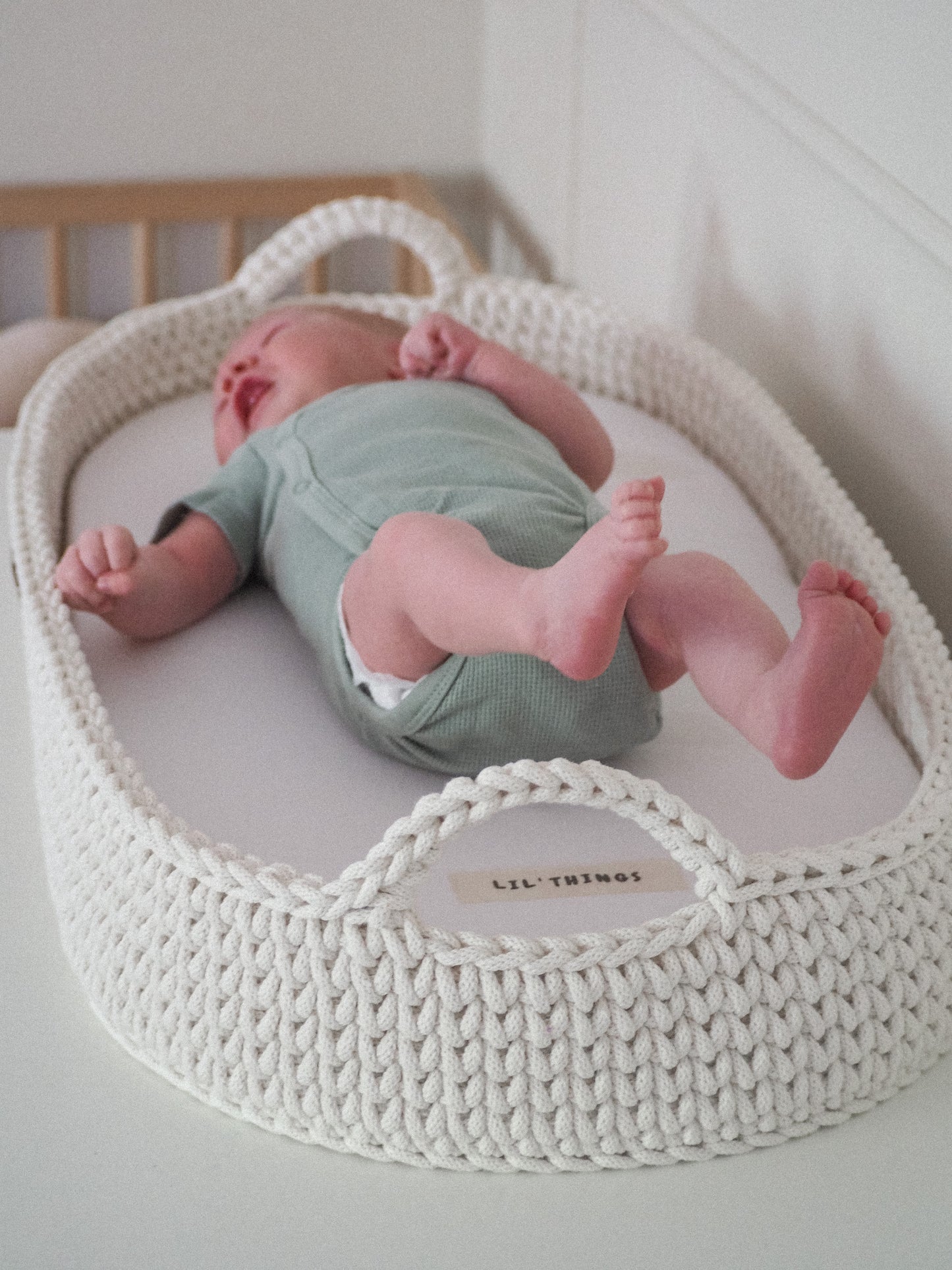 Crochet baby changing basket with mattress