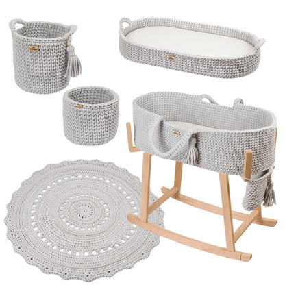 Crochet baby changing basket with mattress