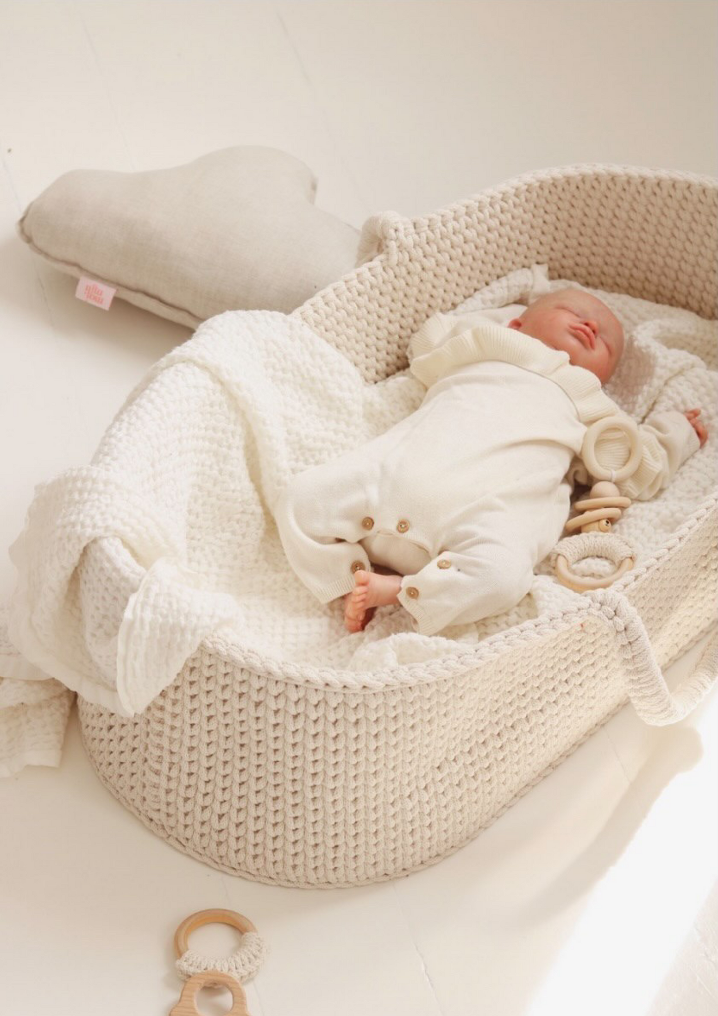 Couffin bébé au crochet avec matelas Moïse