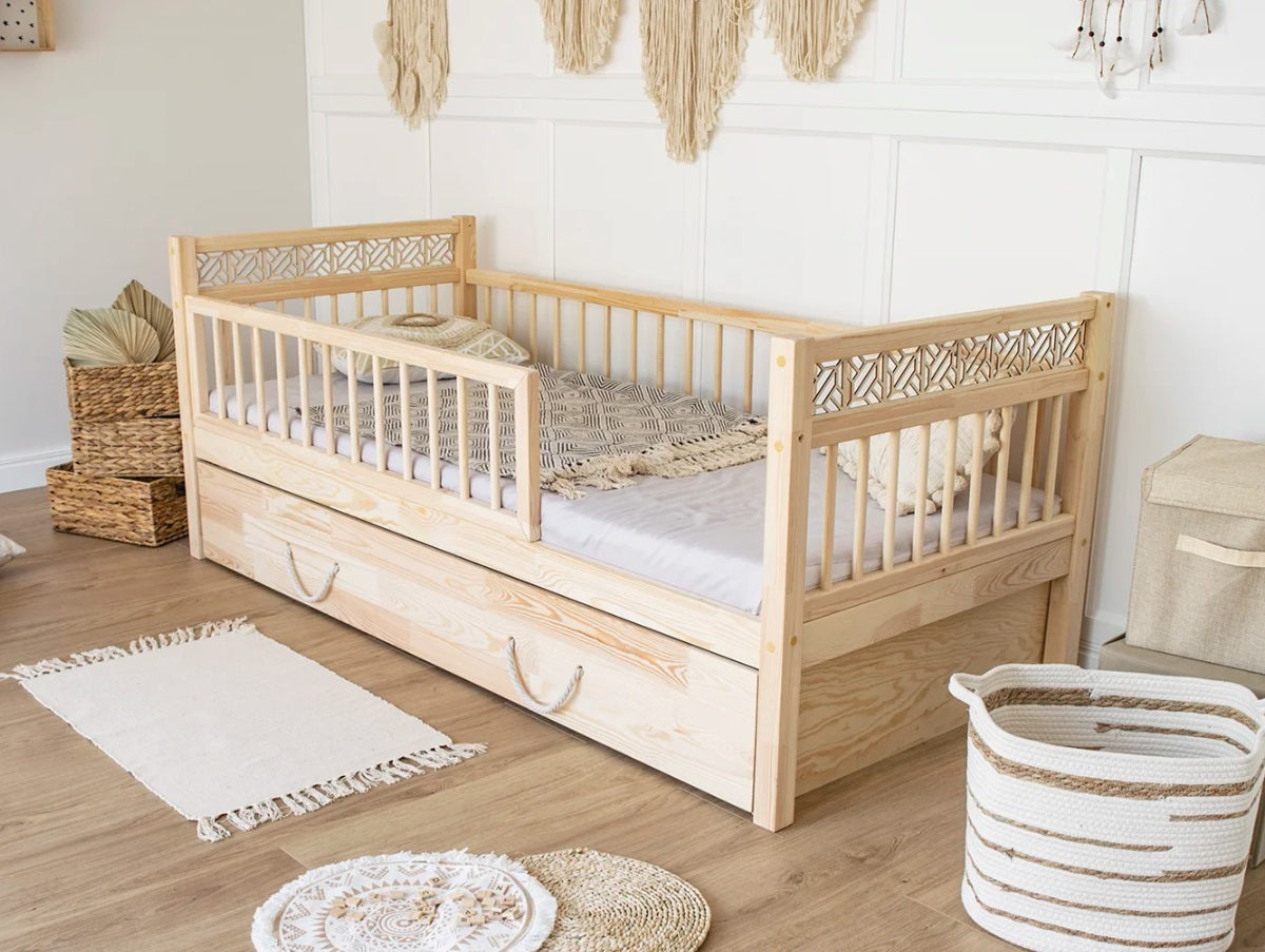 Alma children's bed with drawers