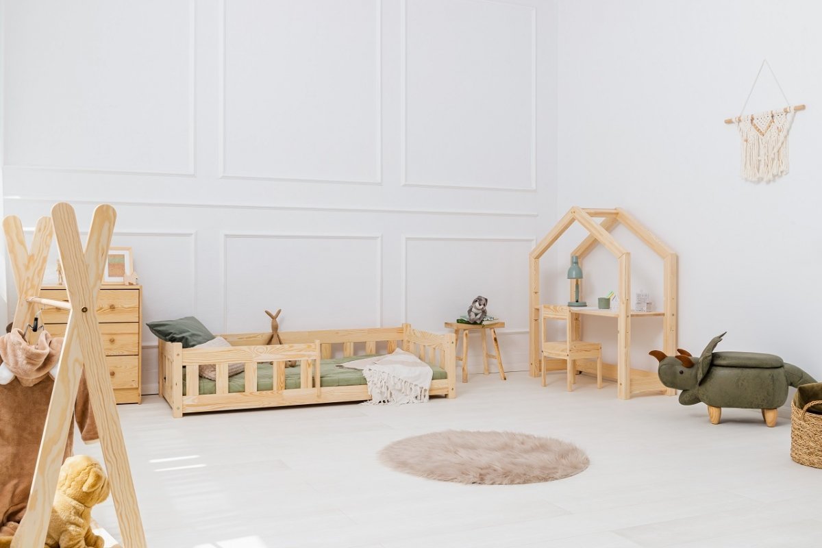 Customizable child bed