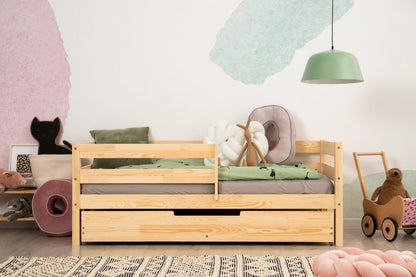 CPD child bed with drawer