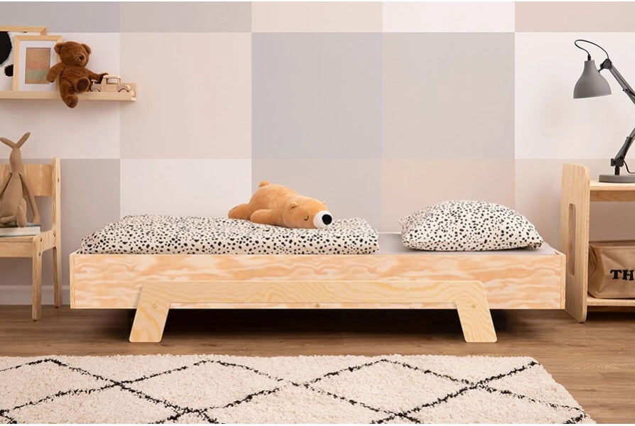 Cama infantil de rompecabezas natural