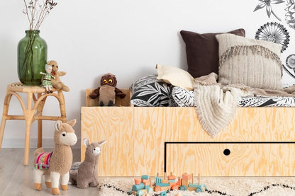 Children's bed with MLC drawer