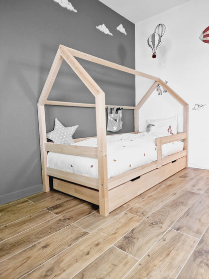 Mia cabin bed in beech wood with drawer