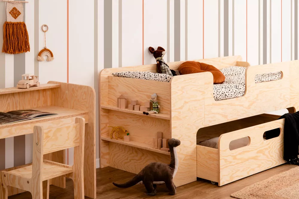 Children's bed with pee drawer