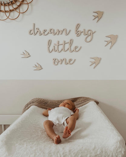 Hermosa escritura decorativa de la pared "Dream Big Little" + Decoraciones