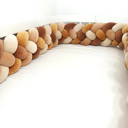 Natural braided velvet bed bumper